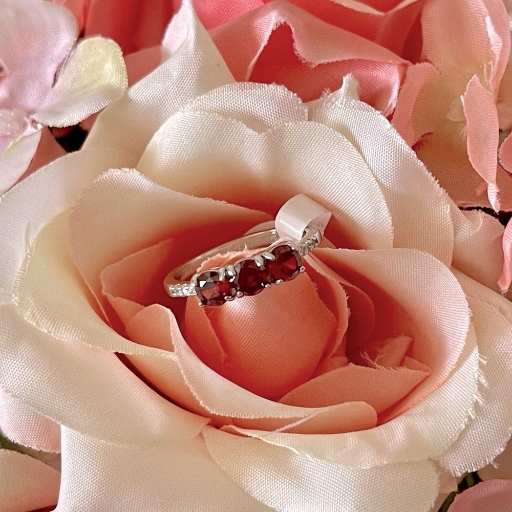 Ruby Red and Silver Ring with Elegant Design